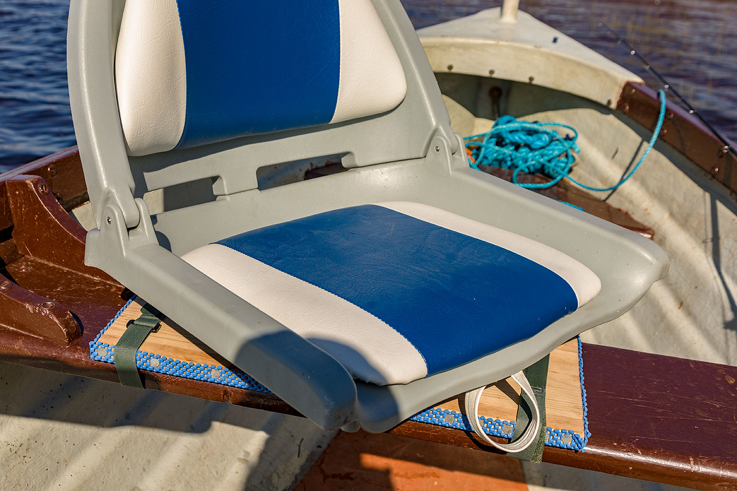Airflo Comfort Zone Boat Seat Padded Cushion Size 40x25x10cm Fly Fishing 